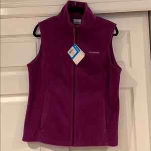 Columbia women’s vest L - NWT